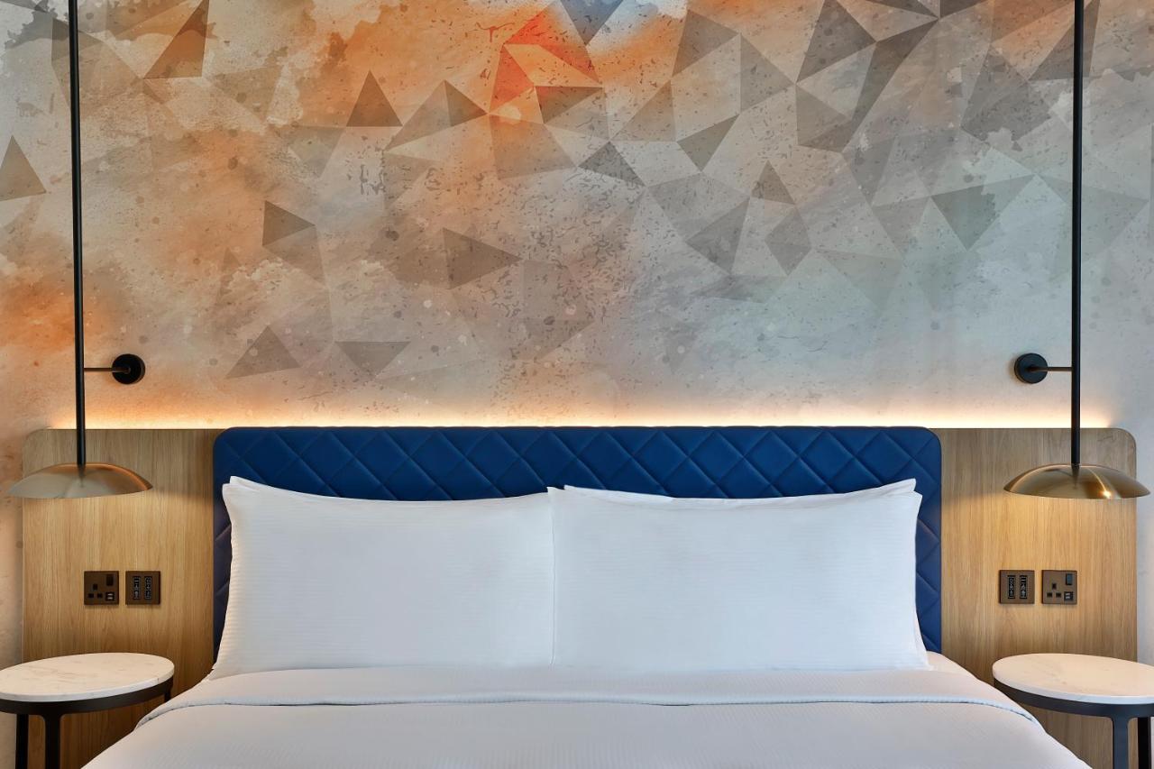 Hilton Garden Inn Dubai Business Bay Exteriör bild