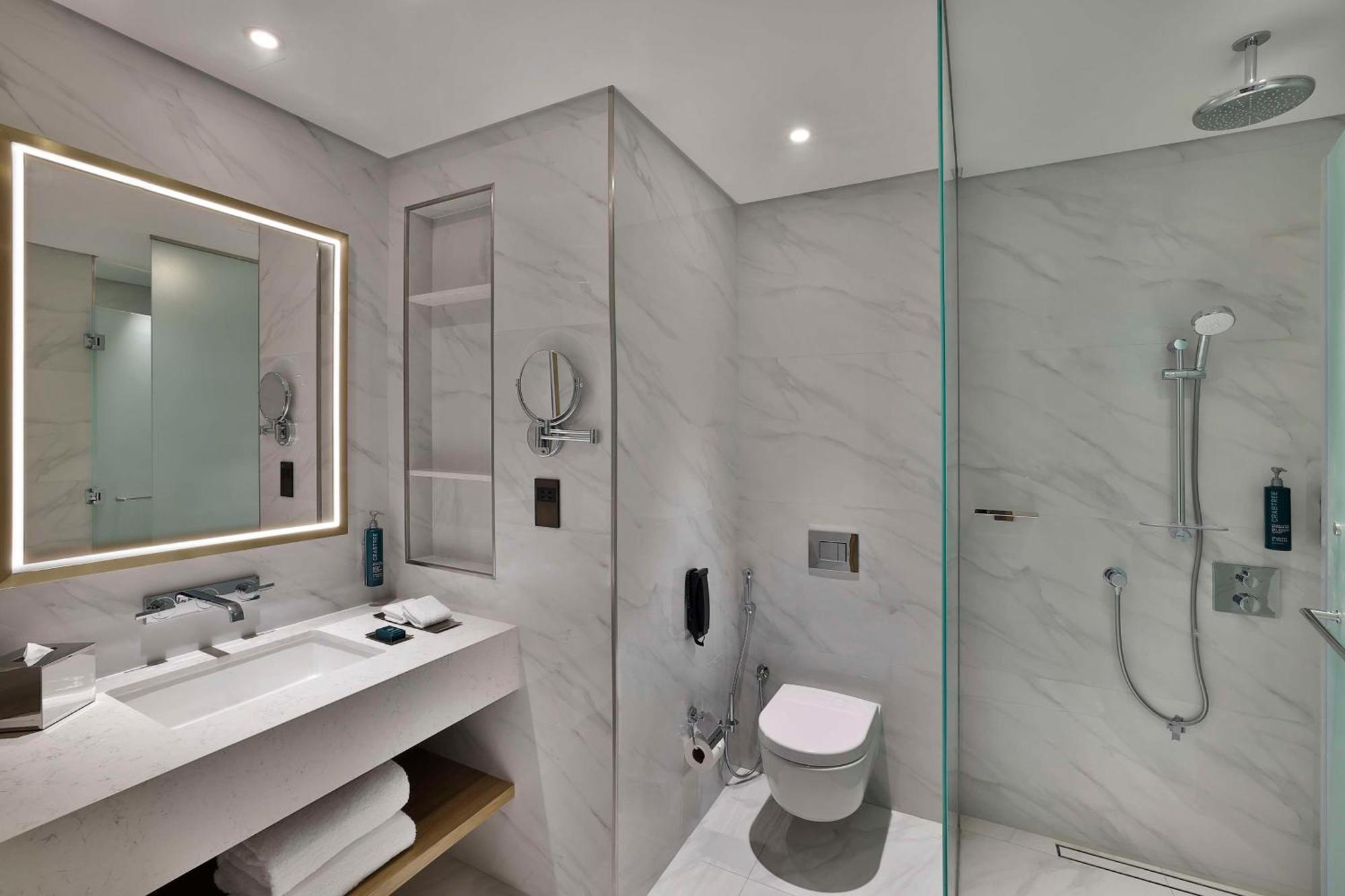 Hilton Garden Inn Dubai Business Bay Exteriör bild