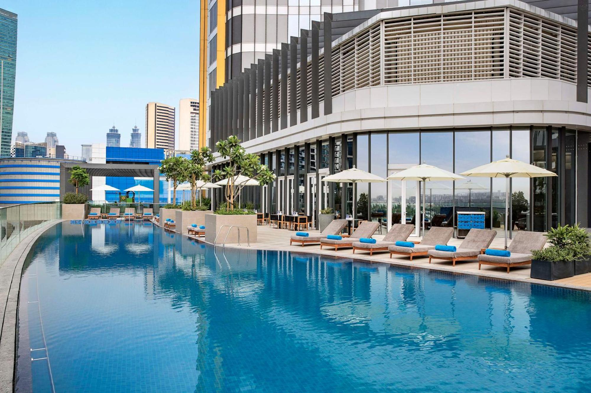 Hilton Garden Inn Dubai Business Bay Exteriör bild